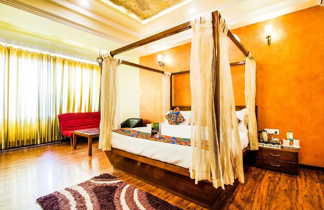 Hotel Golden Sands-1